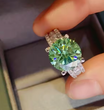5.0ct Green Moissanite AU750 Ring