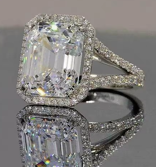 Huitan Big Square CZ Wedding Band