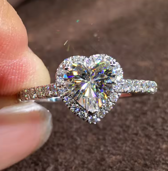 Heart Zirconia Luxury Ring