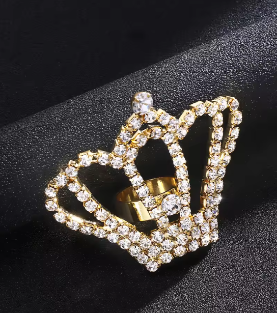 Luxury Crystal Crown Ring