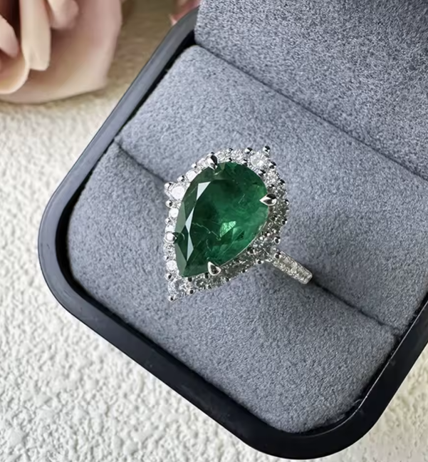Wong Rain 925 Pear Emerald Ring