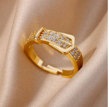BuckleZircon Ring
