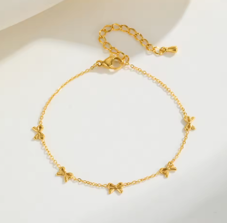 Trendy Gold Bow Bracelet