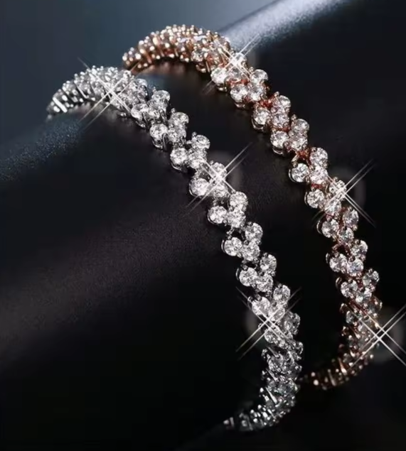 GothicCrystal Bangle