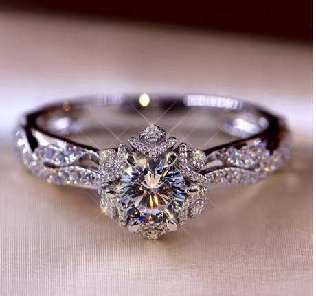 Exquisite Silver Zircon Ring