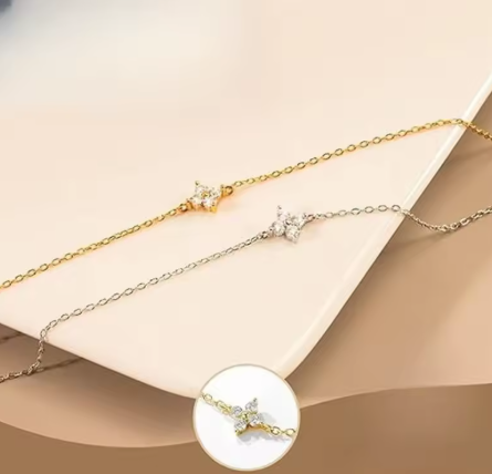 Silver Link Clover Bracelet